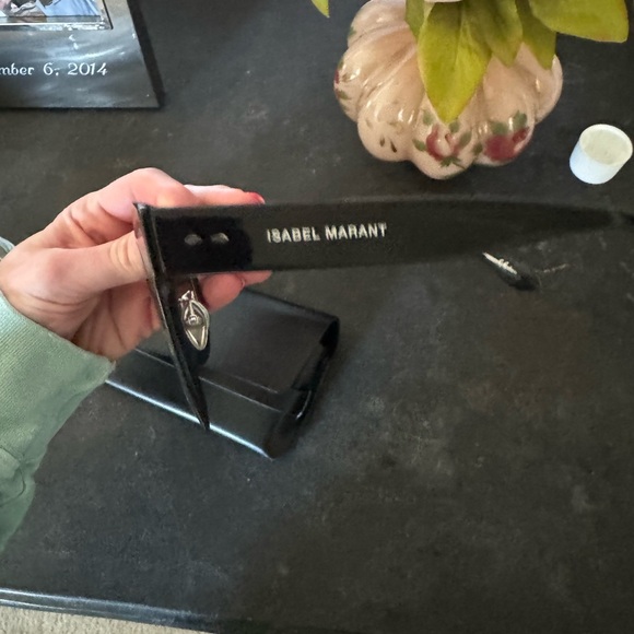 Stylish Black Sunglasses with Case-Isabel Marant - Picture 2 of 4